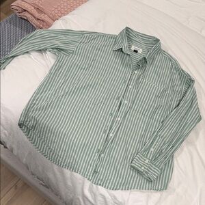 American Eagle Outfitters Green Striped Casual Shirt